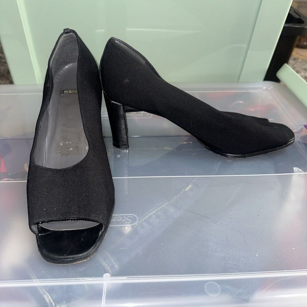 Stuart Weitzman Black Crossgrain Peep Toe Heels Size 10.5